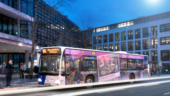 Bus am Gustav-Regler-Platz Bus am Gustav-Regler-Platz