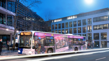 MAN-Bus vor dem Rathaus Saarbrücken, 2015 MAN-Bus